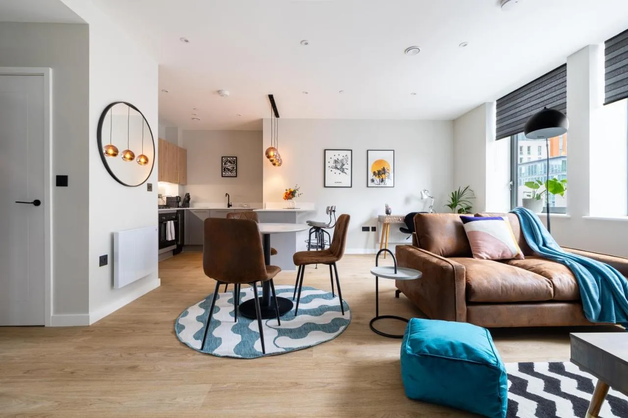 Superior One-Bedroom Apartment